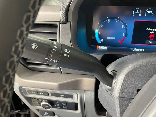 Vehicle image 16 of 23