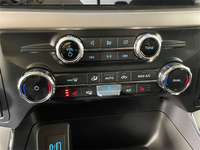 Vehicle image 12 of 23