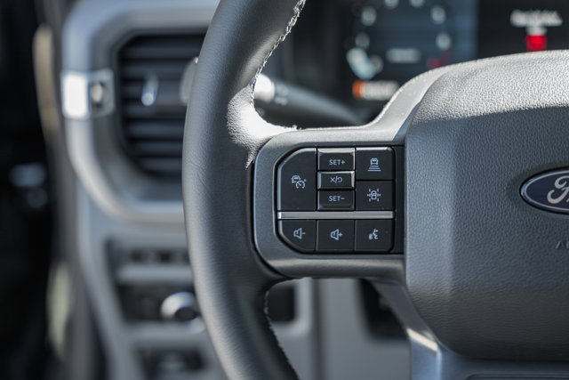 Vehicle image 16 of 45