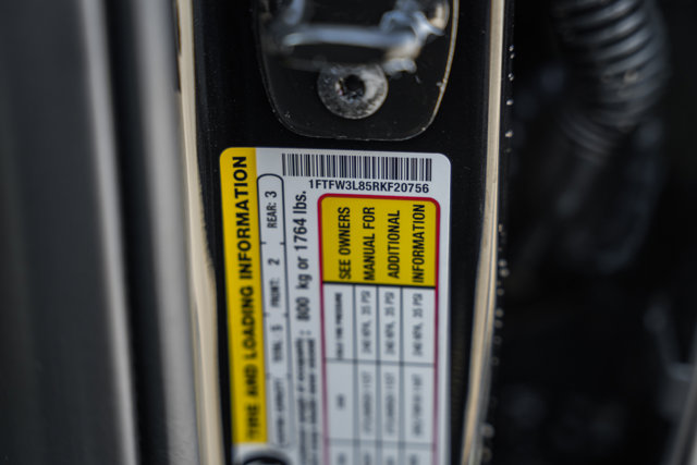 Vehicle image 29 of 45