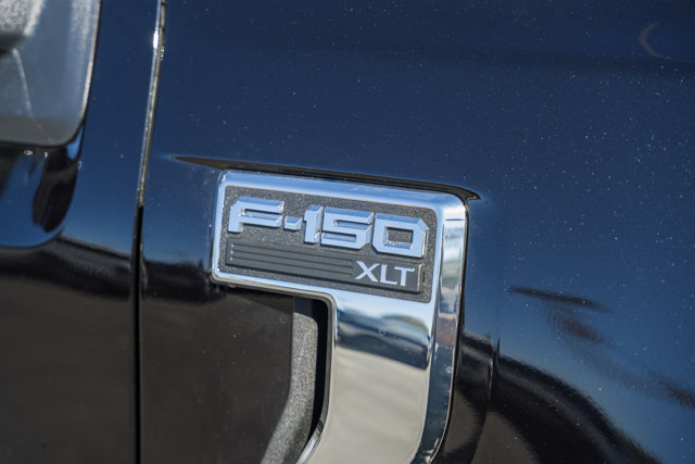 Vehicle image 27 of 45