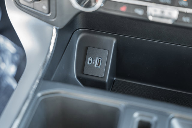 Vehicle image 44 of 45