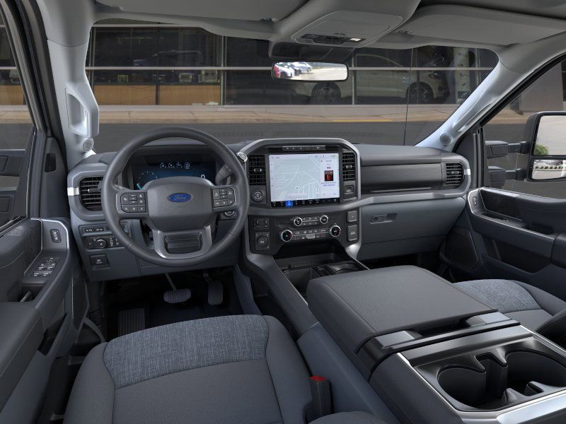 Vehicle image 10 of 23