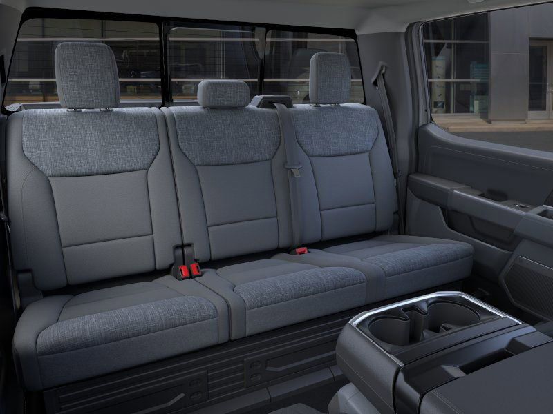 Vehicle image 12 of 23