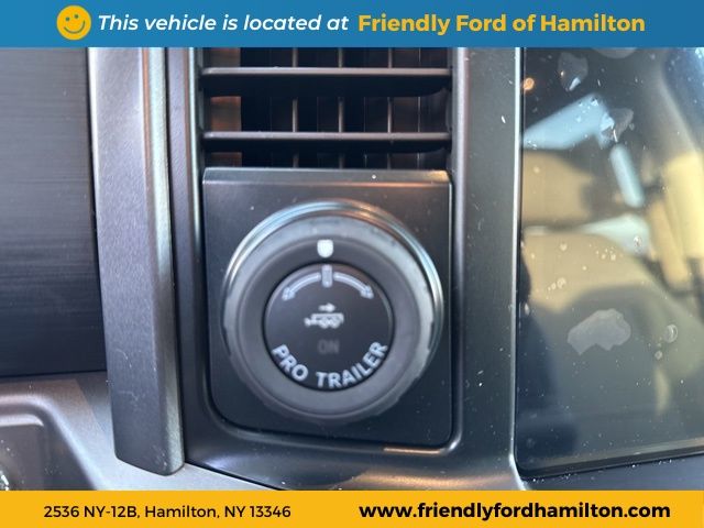 Vehicle image 22 of 25