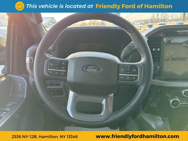 Vehicle image 14 of 25