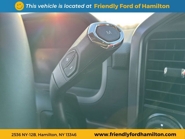 Vehicle image 16 of 25