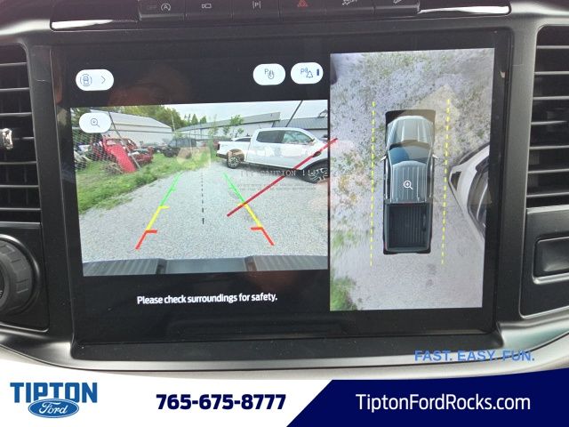 Vehicle image 16 of 43