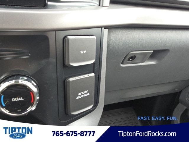 Vehicle image 25 of 43