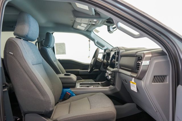 Vehicle image 25 of 25