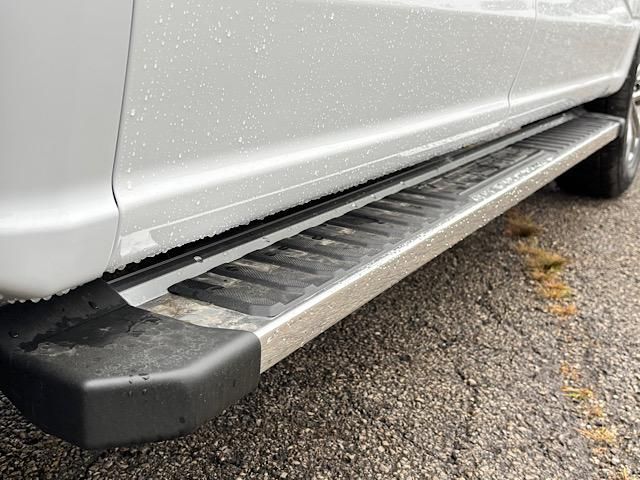 2024 Ford F-150 XLT Image 36 of 48