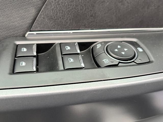 2024 Ford F-150 XLT Image 31 of 48