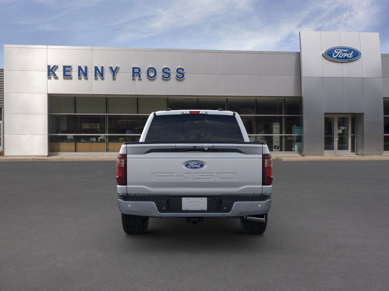 Vehicle image 6 of 23