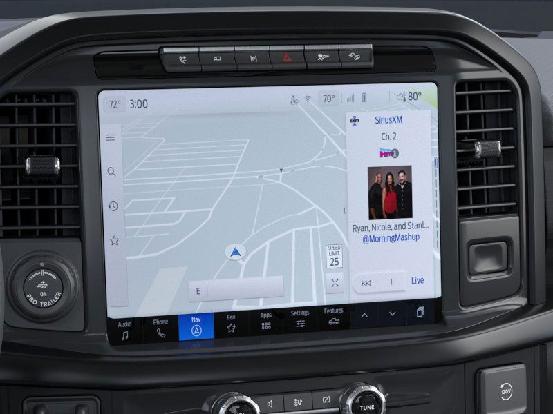 Vehicle image 14 of 22
