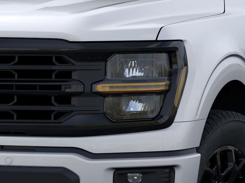 Vehicle image 18 of 22