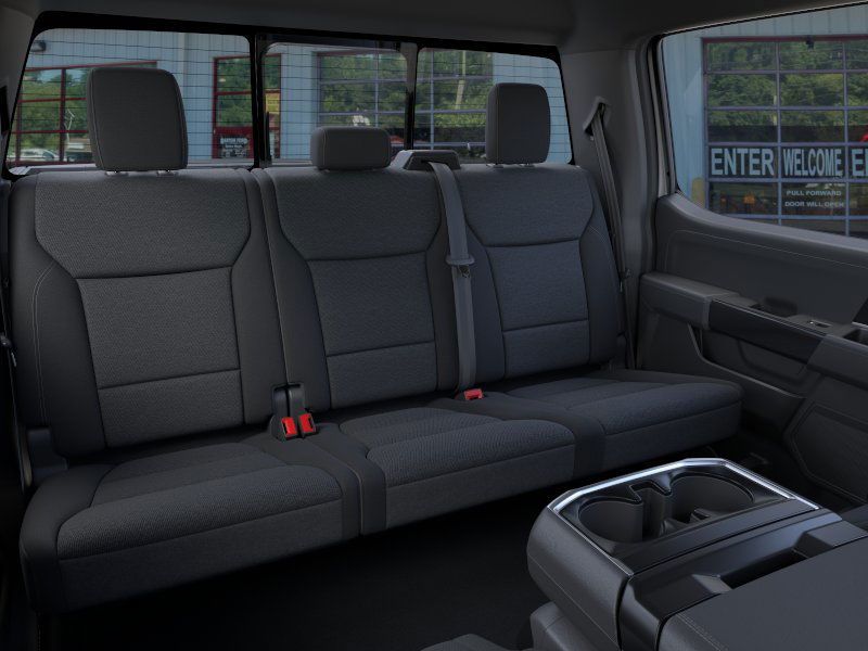 Vehicle image 11 of 22