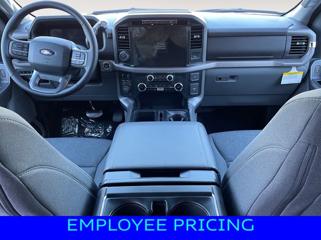 Vehicle image 10 of 15