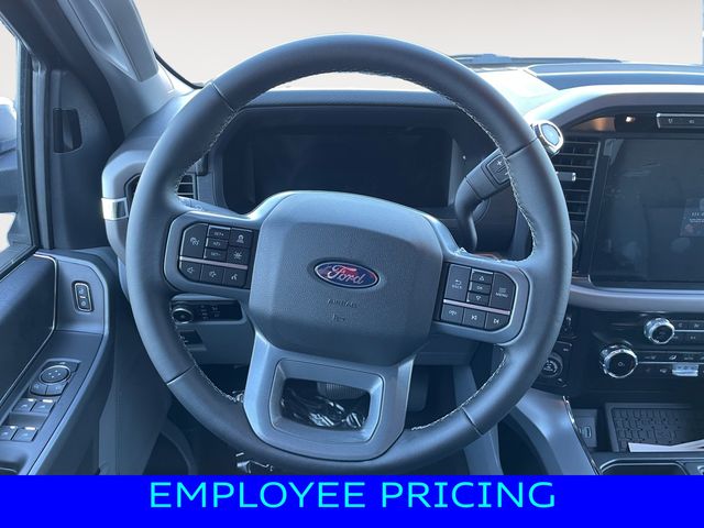 Vehicle image 12 of 15