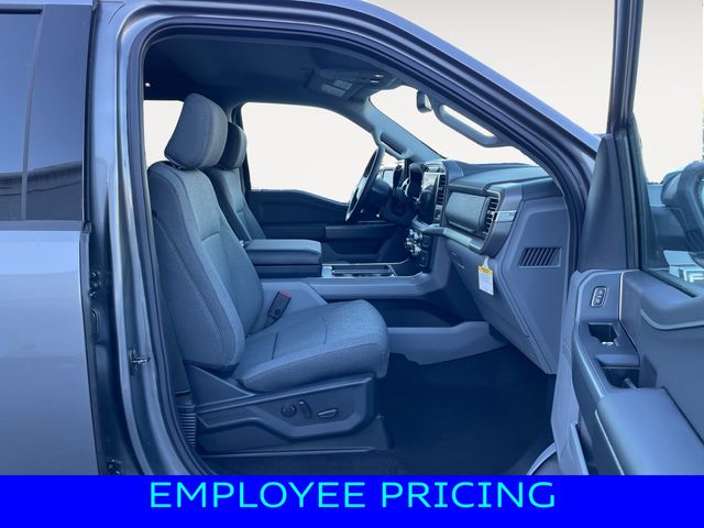 Vehicle image 15 of 15