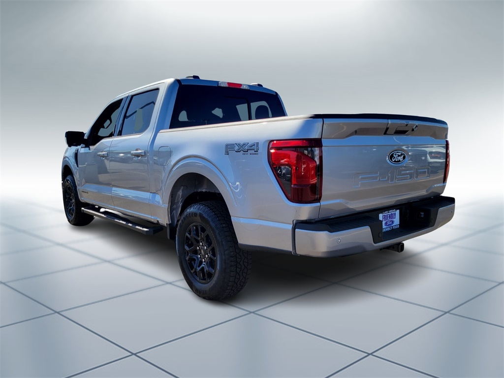 Vehicle image 4 of 15
