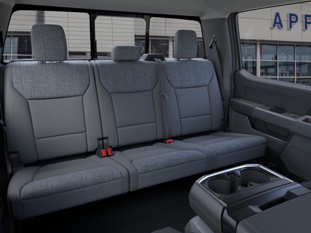 Vehicle image 11 of 22