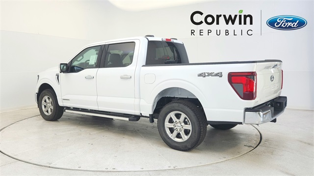 Vehicle image 7 of 24