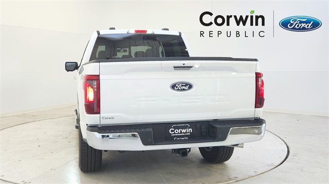 Vehicle image 6 of 24