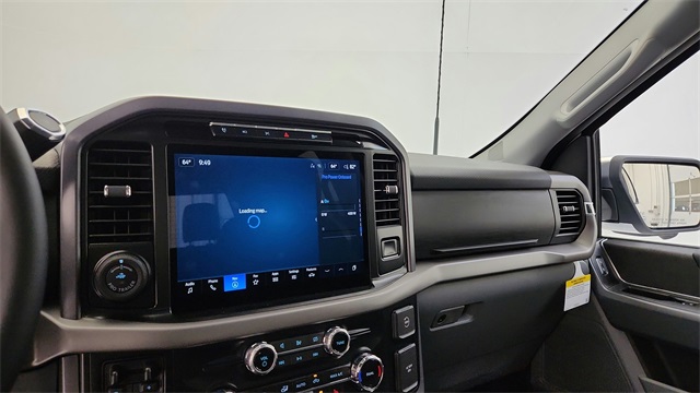 Vehicle image 19 of 24