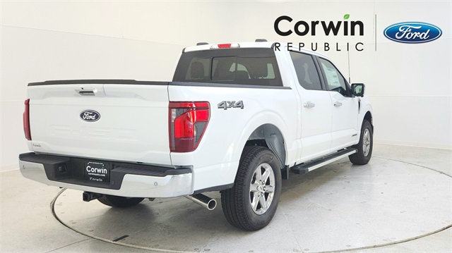 Vehicle image 5 of 24
