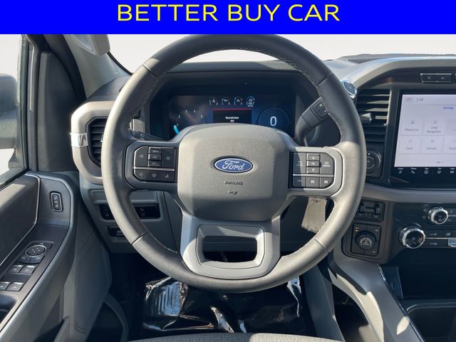 Vehicle image 12 of 15