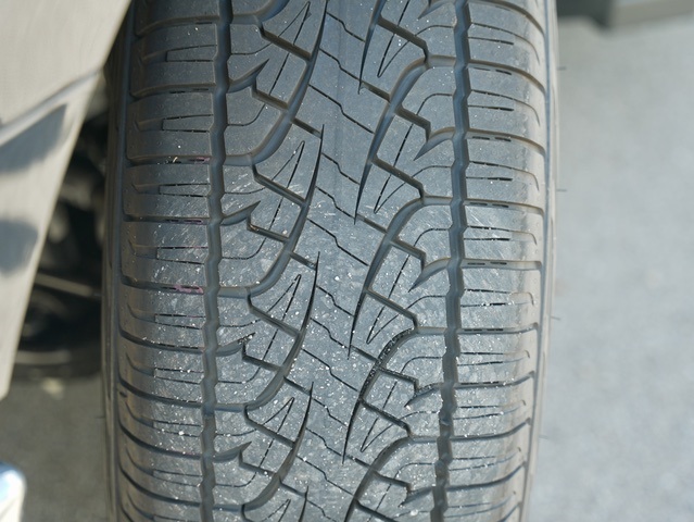 Vehicle image 33 of 39