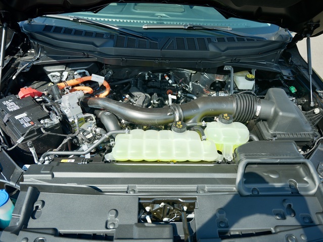 Vehicle image 38 of 39