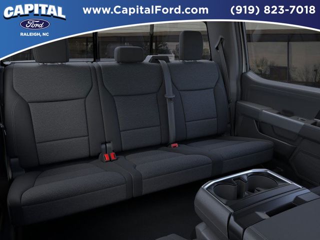Vehicle image 11 of 22
