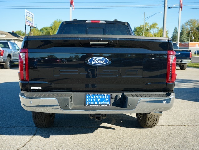 Vehicle image 4 of 41