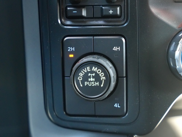 Vehicle image 26 of 41
