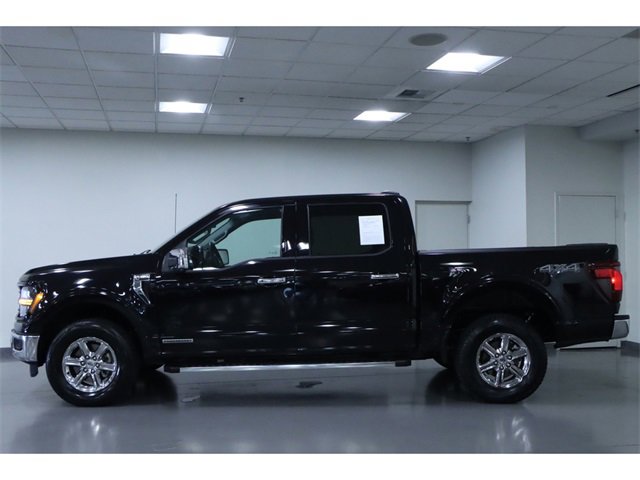 Vehicle image 13 of 28