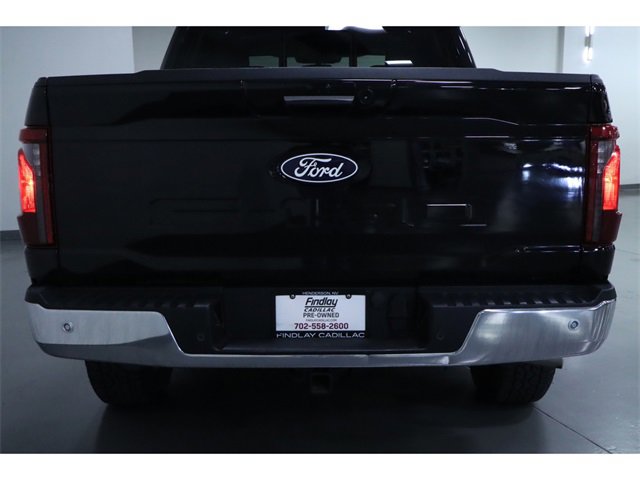 Vehicle image 11 of 28