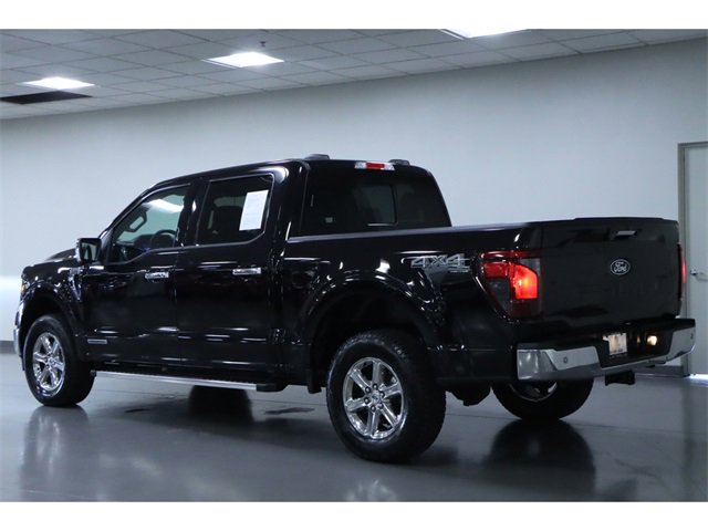 Vehicle image 12 of 28