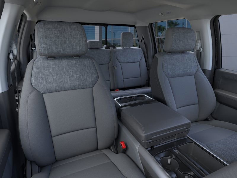 Vehicle image 11 of 22