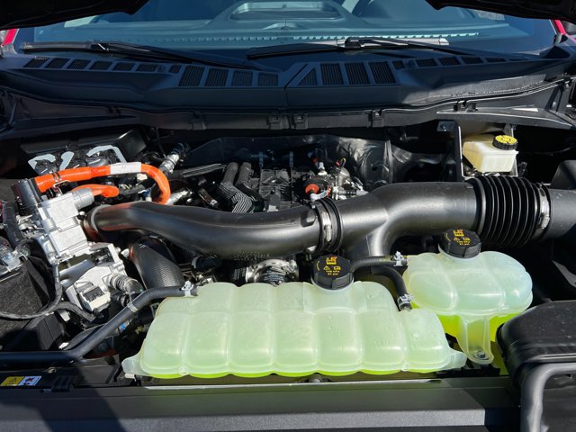 Vehicle image 21 of 22