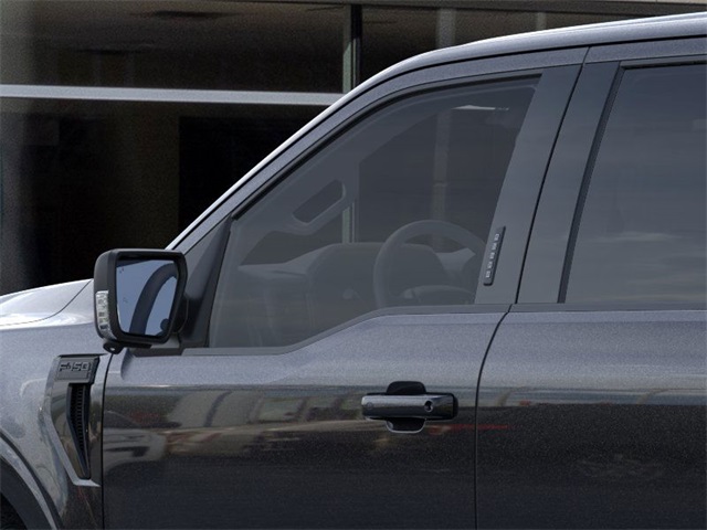 Vehicle image 21 of 22