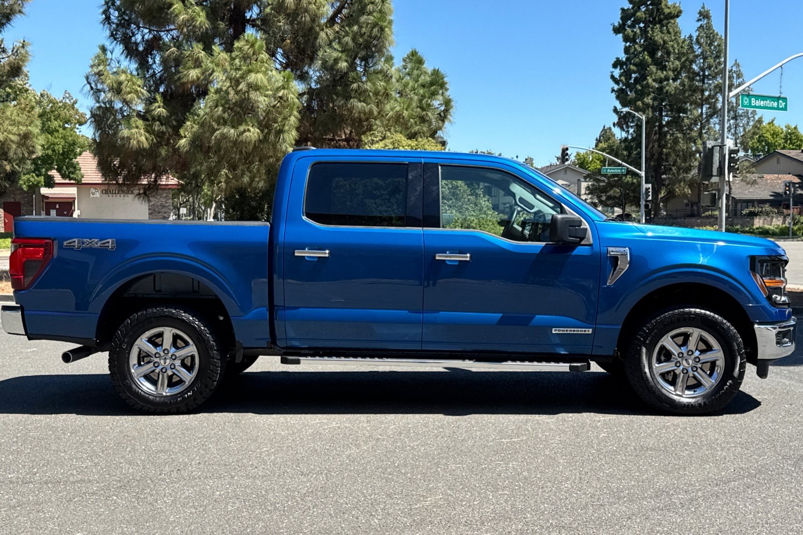 Vehicle image 4 of 57