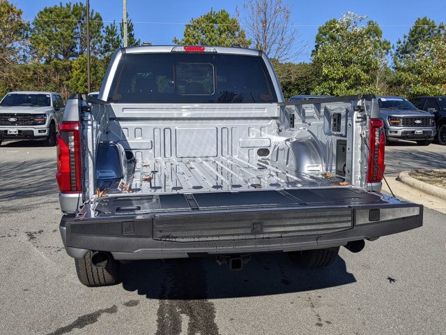 Vehicle image 36 of 45
