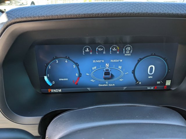 Vehicle image 21 of 45