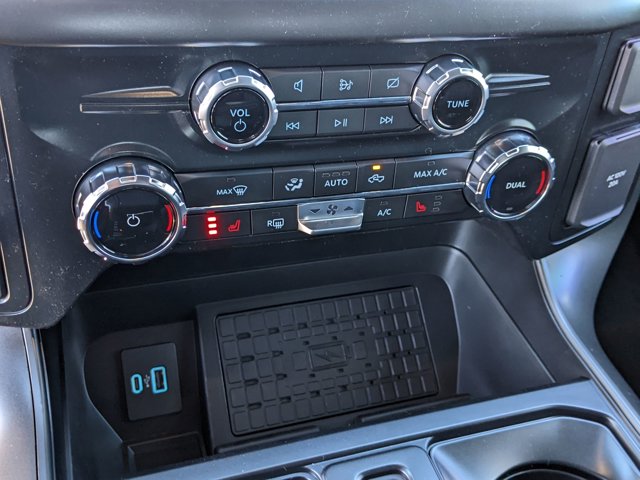 Vehicle image 24 of 45