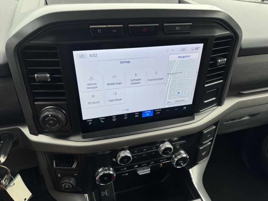 Vehicle image 11 of 22