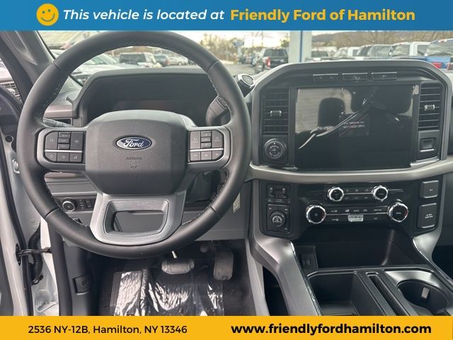 Vehicle image 15 of 25