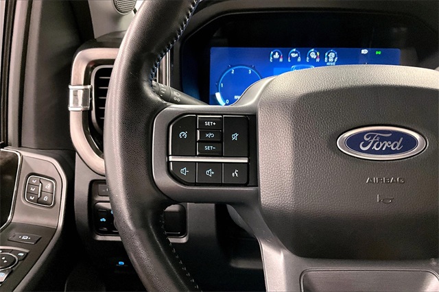 2024 Ford F-250 Lariat Image 19 of 39