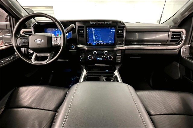 2024 Ford F-250 Lariat Image 16 of 39
