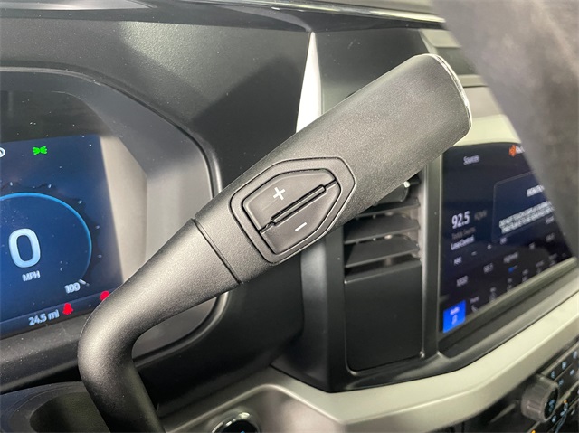 Vehicle image 15 of 23